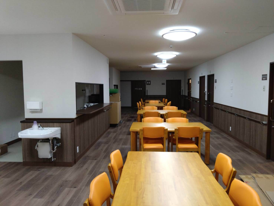 株式会社アルナコーポレーション ブルーミングケア名古屋白壁・求人番号10168098