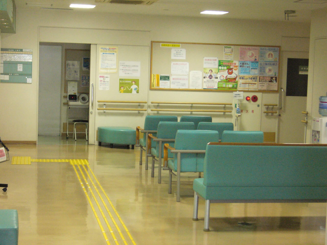 医療法人緑翔会　小松病院・求人番号9741221